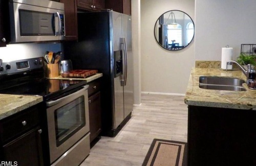 McCormick Ranch Condominio | Beautiful 2 Br. Condo (218670) by Houzlet