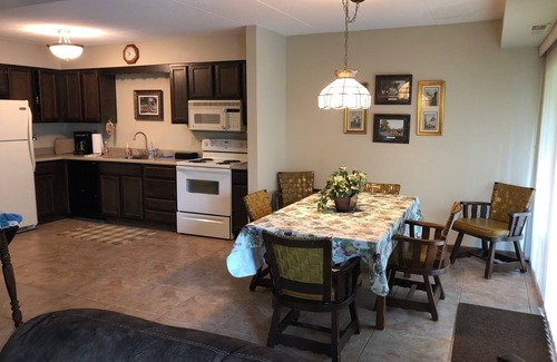 Seven Springs Condominio | Hermosa 2bed / 2bath Mt. Villa Condo, esquí / Golf