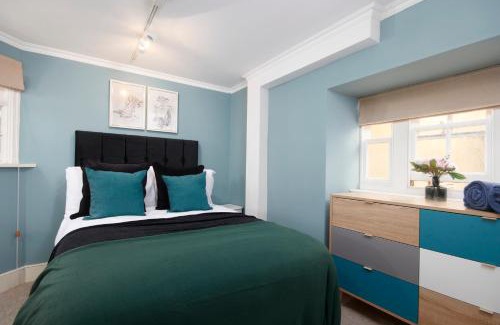 Upper Town Apartamento | Beautiful 2Bedroom 4 actual beds House with WiFi by PureStay