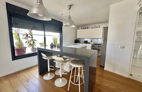 Ramat Gan Apartamento | Beautiful 2BR In Ramat Gan