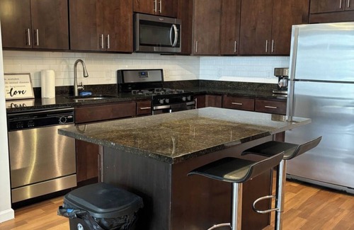 West Hempstead Apartamento | Beautiful 2Br steps from LIRR