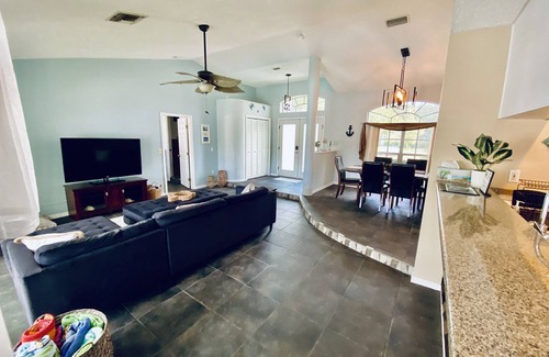 Crystal River Casa | Beautiful 3-2 Waterfront Home Solar Pool