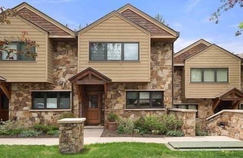 Aspen Casa | Beautiful 3/3 Aspen, West End Condo!