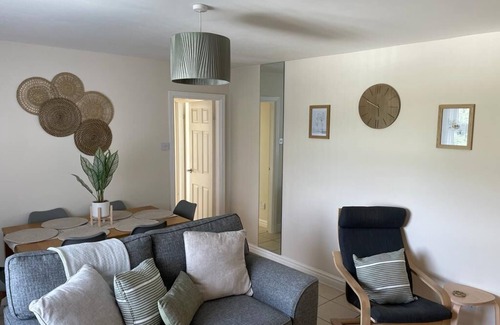 Huyton Apartamento | Beautiful 3 Bed, 2 Bath Apartment in Liverpool, Sleeps 7