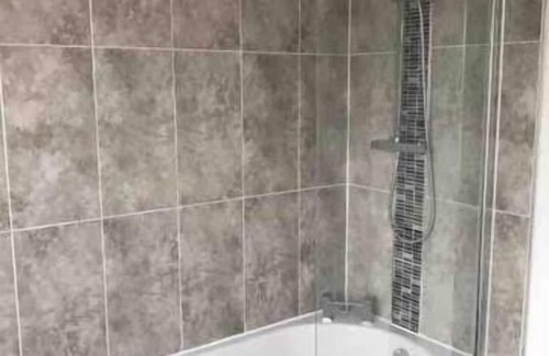 Wolverhampton Casa | Beautiful 3-Bed House in Wolverhampton