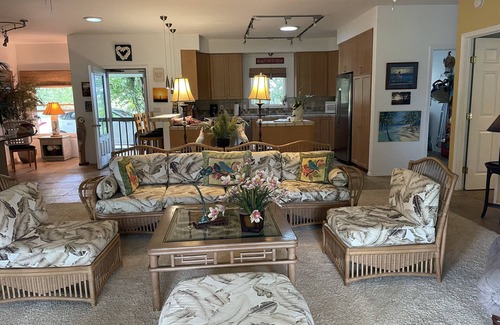 Wailua Homesteads Casa | Hermosa casa de 3 habitaciones en Wailua Rise Estates en Kapaa, Kauai ($ 199 por cuatro)