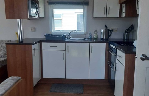 Holland-On-Sea Casa | Beautiful 3-bedrooms Static Caravan Holiday Home
