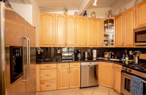 North Clairemont Casa | Beautiful 3 Bedroom 2 bath home with 3 Cal King size beds!