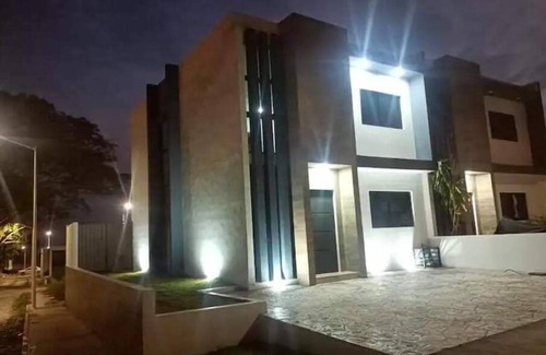 Colima Casa | Beautiful 3 bedroom 3 bath house for your get away