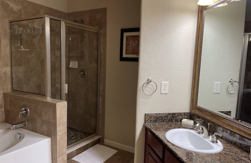 Wellington Casa | Beautiful 3 Bedroom 3 Bath Ground Floor Condo