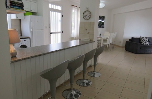 Neo Chorio Villa | Hermosa villa con vistas panorámicas y al mar y piscina climatizada *
