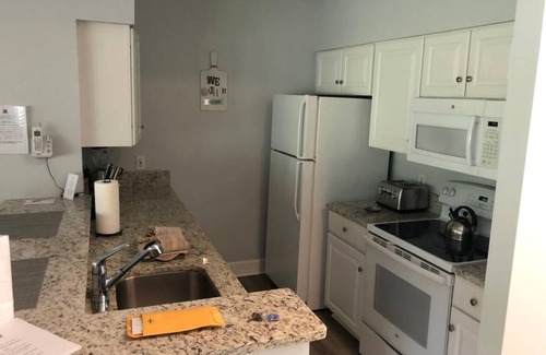 Indigo Run Condominio | Beautiful 3 bedroom, 3 full bath private villa for rent.