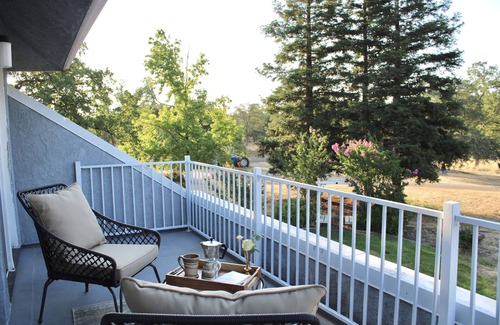 Junction Casa | Beautiful 35-Acre Redding Vacation Rental!