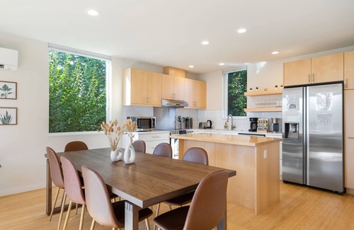 Atlantic Casa | Beautiful 3B3B Close to DT w/Rooftop & Parking