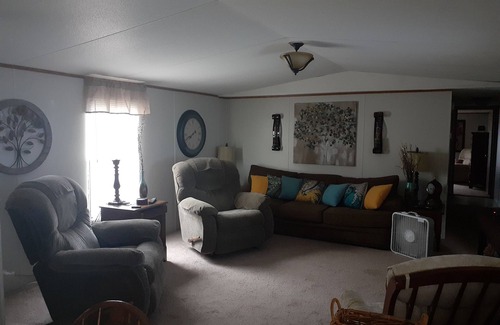 Catherine Casa | Beautiful 3bd 2 ba
