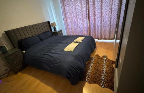 Waltham Forest Apartamento | Beautiful 3BD Family Home With Huge Private Graden