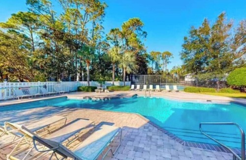 Saint Simons Heights Condominio | Beautiful 3bedroom condo central to the beach, shops & restaurants