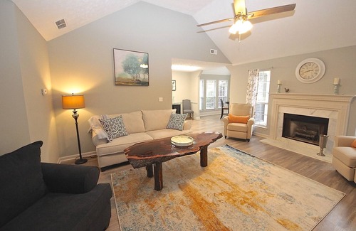 Peachtree City Casa | Hermoso 3BR + 2BA con carrito de golf en PTC central