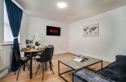 Anfield Apartamento | Beautiful 3BR Flat near LFC Stadium - Sleeps 8