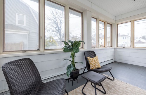 West Hartford Casa | Beautiful 3BR, Rare Find, Clean & Guest Favorite