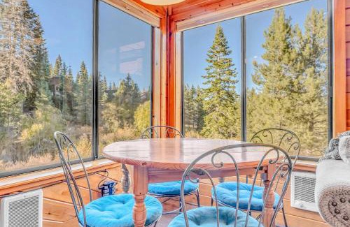 Truckee Casa | Beautiful 3BR Ski-in,Ski-out Donner Condo