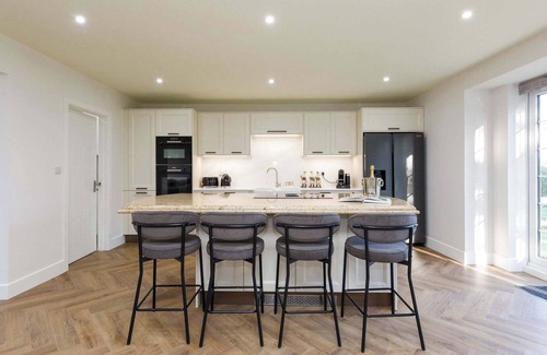 Ford Casa | Beautiful 4-Bed Close to South Downs & Goodwood