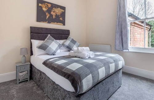 Pontrilas Casa | Beautiful 4 Bed House Worcester City Centre