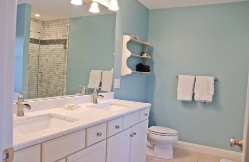 Jamestown Casa | Beautiful 4-Bed Jamestown Colonial - 5 Min. To Newport