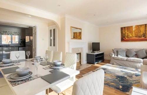 Abingdon Casa | Beautiful 4 bed, on the Marina, Abingdon, Oxford