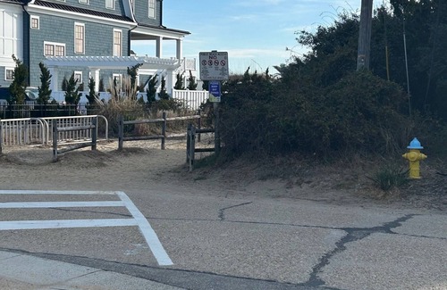 Dam Neck Casa | Beautiful 4-Bedroom, Renovated, Oasis in Croatan Beach