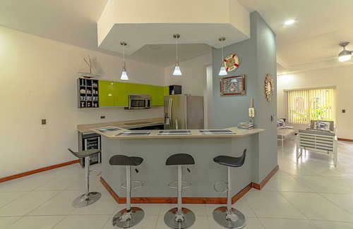 Bejuco Villa | This villa is a 4 bedroom(s), 4 bathrooms, located in Bejuco, .
