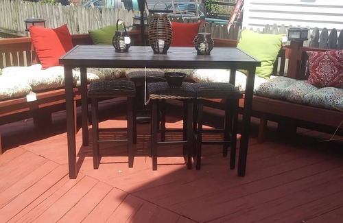 Olney-Oak Lane Casa | Beautiful 4 bedroom located in OLNEY . Close to shopping and transportation.