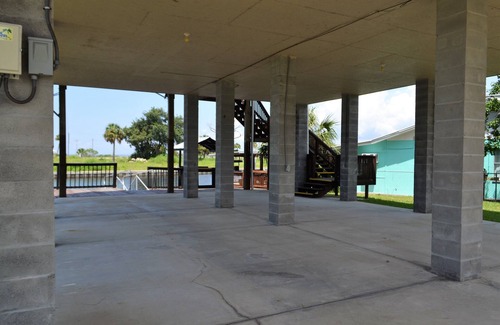 Keaton Beach Casa | Beautiful 4 bedroom, 3 bath house on the main canal at Keaton Beach Florida.
