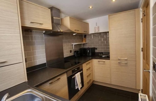West Thurrock Casa | Beautiful 4 Bedroom Home With Parking by Lakeside
