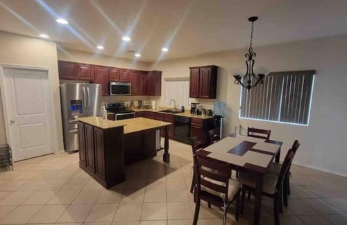 Laveen Village Casa | Beautiful 4 Bedroom Vacation Home Laveen Valley