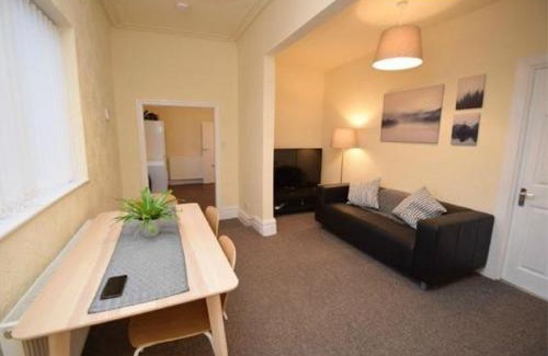 Offerton Apartamento | Beautiful 4 bedroom Victorian Apartment Sleeps 7 STOCKPORT