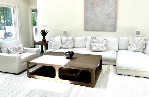 Quogue Casa | Beautiful 4BR contemporary in Quogue...quiet cul-de-sac minutes from the beach!