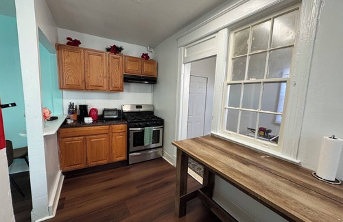 Anacostia Apartamento | Beautiful 4BR Cozy Apartment in DC - Easy Parking