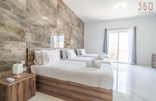Tarxien Apartamento | Beautiful 4BR penthouse with large terrace with WIFI