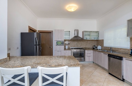 Bavaro Villa | Beautiful 5-BDR 2 levels villa for rent