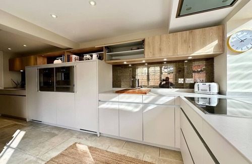 Montpellier Casa | Beautiful 5-Bed Regency Home in Montpellier