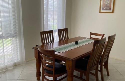 Sanctuary Point Casa | Beautiful 5 bedroom house in Jervis Bay