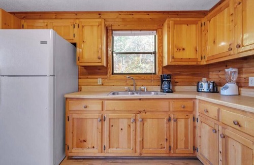 Byrdstown Cabina | Beautiful 6 Bedroom Cabin with Hot Tub and a Lakeview of Dale Hollow Lake #12