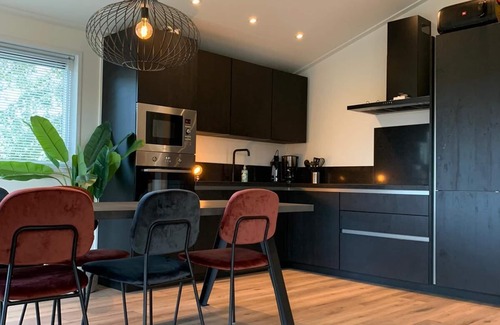 Hulshorst Chalet De Esquí | Beautiful 6-pers.chalet on the Azores of the Veluwe near Harderwijk / Zwolle