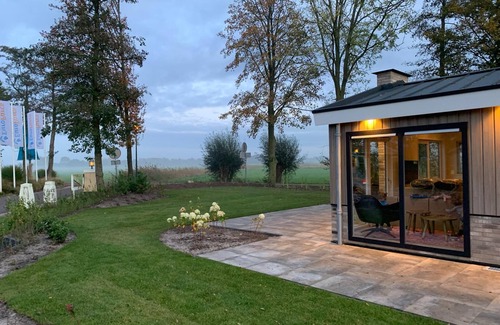 Hulshorst Chalet De Esquí | Beautiful 6-pers.chalet on the Azores of the Veluwe near Harderwijk / Zwolle