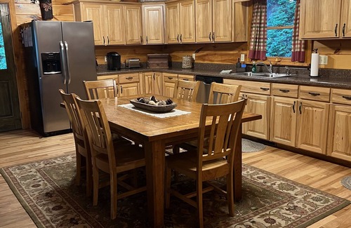 Franklin Cabina | Hermosa 7 Br Log Cabin ubicada en Smoky Mtns