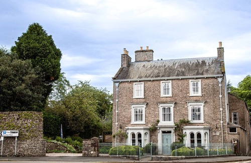 Kirkby Stephen Casa | Beautiful 8 bedroom Grade II listed Georgian Townhouse