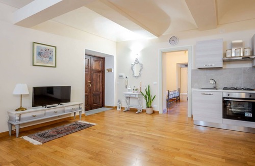 Costigliole d'Asti Apartamento | Precioso apartamento para 2 personas con WIFI, A/C, TV, patio y aparcamiento