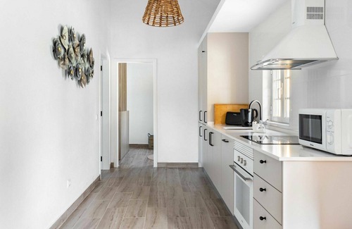 Sao Martinho Villa | Hermoso apartamento en villa para 4 personas con piscina, A/C, WIFI, TV, terraza y aparcamiento