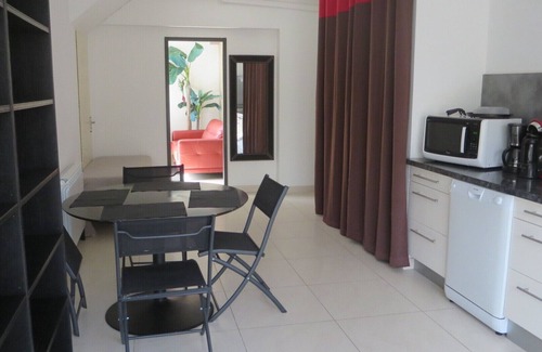 Saint-Cyr-sur-Mer Apartamento | excelente T2 con aire acondicionado de 60m2 a 100 m de la playa de Lecques + estacionamiento